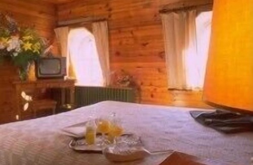 Saint-Alban-sur-Limagnole Hotel | Relais Saint Roch