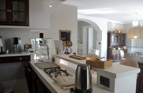 Baia Bed & Breakfast | Relais Tiaré Bed and Breakfast
