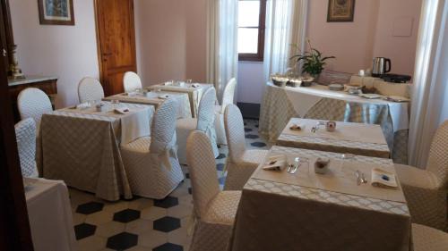 Montemurlo Bed & Breakfast | Relais Villa Scarfantoni B&B