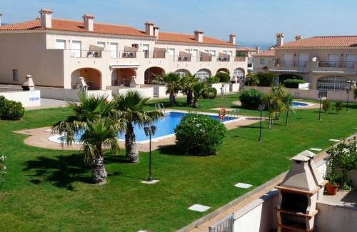 Miami Platja House | Relajante casa Climatizada Parking privado y Cerca del Mar