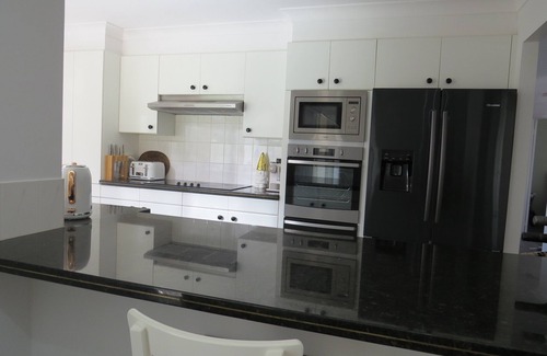 Callala Beach House | Relax at Lo Quay Callala Beach - 80m walk to 4kms of white sand! Pet friendly.