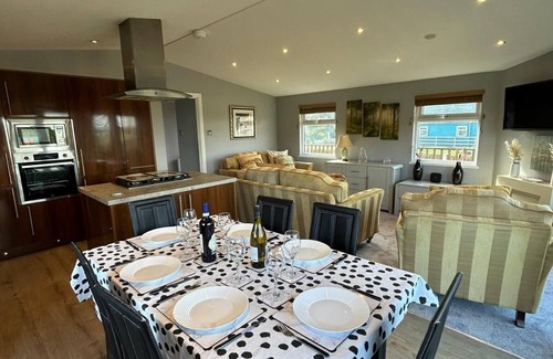 Congleton Cabin | Relax at our Lodge in the Cheshire Countryside