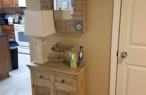 Fort Morgan Condo | Relax, At This Beautifully Decorated Condo With An Amazing View! Bristol 606.