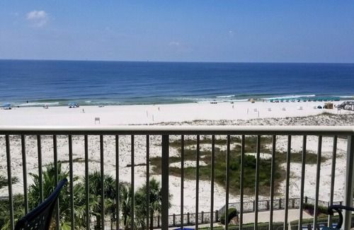 Fort Morgan Condo | Relax, At This Beautifully Decorated Condo With An Amazing View! Bristol 606.