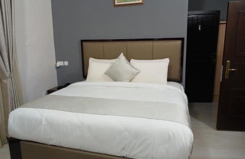 Accra Hotel | Relax Court Hotel