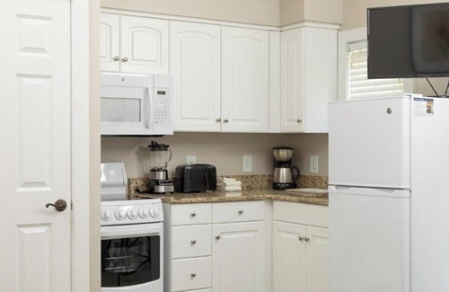 Lackey Resort | Relax in a Private Escape w/Whirlpool Tub & Garden Deck