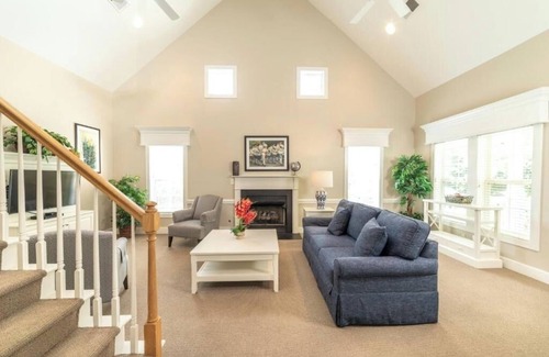 Lackey Resort | Relax in a Private Escape w/Whirlpool Tub & Garden Deck