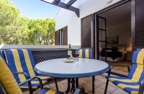 Olhos D'Agua Apartment | Relax in comfort and style with 5* delights on Pine Cliffs beach front resort