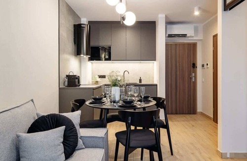 Piasek Połnoc Apartment | Relax in modern bedroom apartment near Main Square