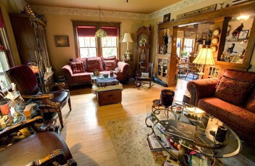Birchwood Apartment | Relax in our Parlor Room at The Cobblestone Bed & Breakfast