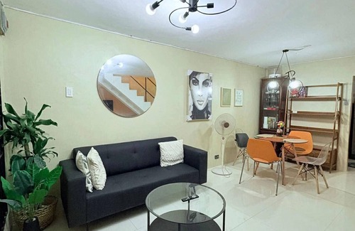 Clark Villa | Relax in Style at Angeles' Newest Pool Villa Retreat