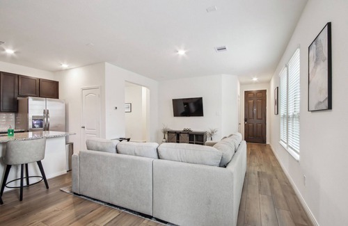 Katy House | Relax in Style | Resort-Style Amenities Meets Modern Comfort