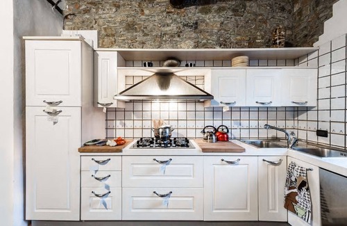 Lucca Historical Center Villa | relax in the stone house of the sun
