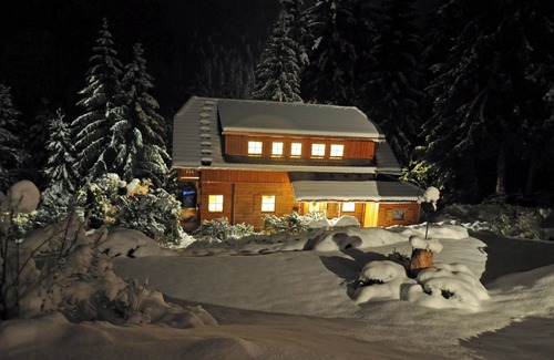 Irdning-Donnersbachtal Ski Chalet | Relax in the Chalet Styria in the hiking and skiing area Riesneralm