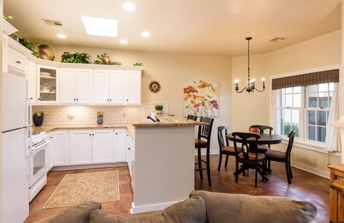 Mesilla House | Relax in the ❤️ of Old Mesilla. Close to plaza.
