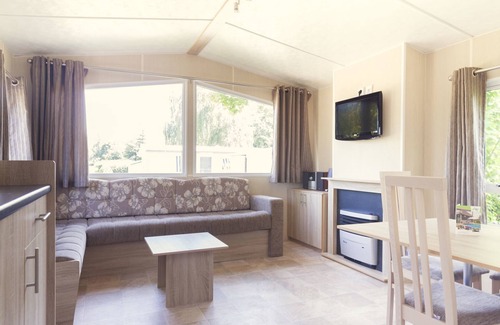 Zuna Cabin | Relax in this comfortable bungalow!