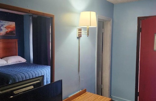Rural Retreat Hotel | Relax Inn Rural Retreat- Marion - Atkins