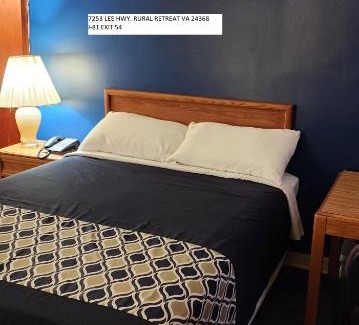 Rural Retreat Hotel | Relax Inn Rural Retreat- Marion - Atkins