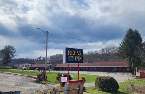 Rural Retreat Hotel | Relax Inn Rural Retreat- Marion - Atkins