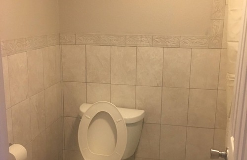 Lewisburg Hotel | Relax Inn