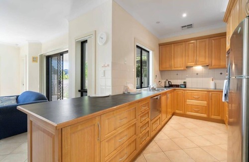 Port Elliot Apartment | Relax on Charles St- 4A Charles Street Port Elliot