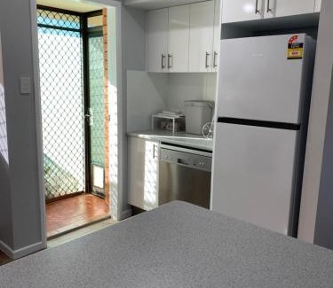 Inverell Apartment | Relax on Ross