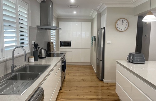 Windang House | Relax on Waratah