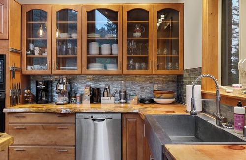Custer County Ski Chalet | Relax, rejuvenate and recharge at Star Wrangler!