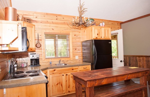 Sylvan Shores Cabin | RELAX, REJUVINATE, REVITALIZE!