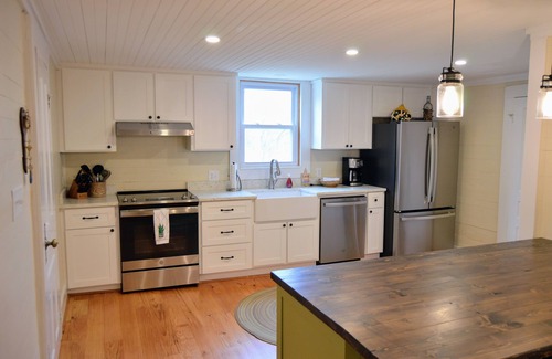 Stokes Other | Relax & Unwind in Mountain View Farmhouse, minutes from Hanging Rock State Park