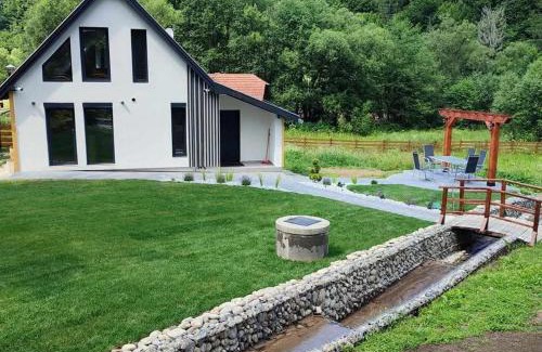 Varsag House | Relax Valley