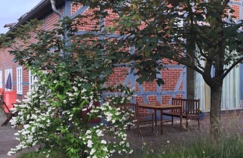 Goehrde Apartment | Relaxation in the beautiful Lüneburg Heath - beautiful half-timbered house
