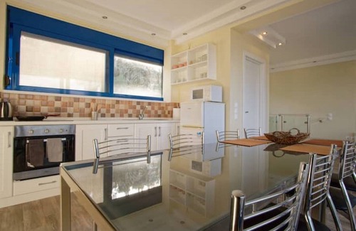 Agia Pelagia Chlomou Villa | Relaxed Atmosphere - Great View
