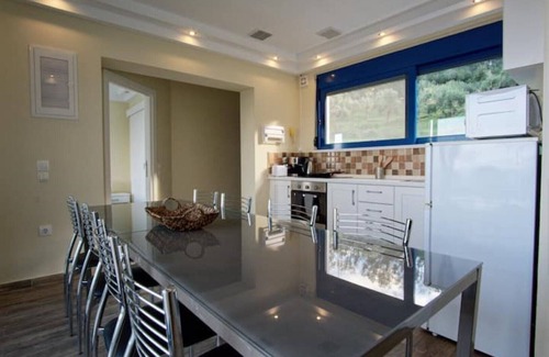 Agia Pelagia Chlomou Villa | Relaxed Atmosphere - Great View