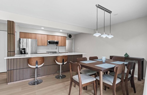 Petoskey Condo | Relaxed Lakeside Living Near Petoskey