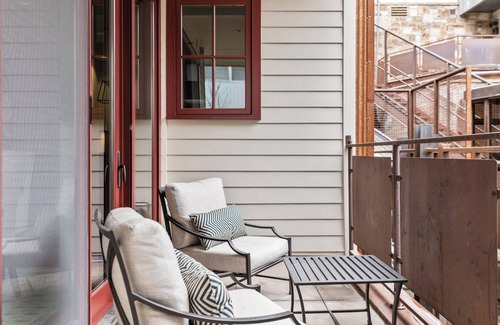 Telluride Condo | Relaxed Luxury Mountain Living w/Private Outdoor Decks @ Auberge Element 52