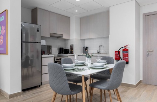 Abu Dhabi Apartment | Relaxed Yas Island Living Near ALL Attractions