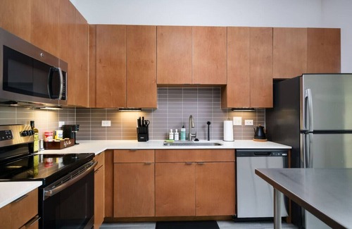King William Apartment | Relaxing 2BR-Southtown Near Rvrwalk, Dome & Conv