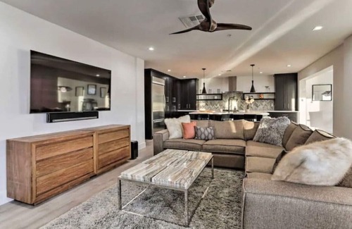 Cavalier Vista Apartment | Relaxing 4 Bedroom Estate: Private Pool w/Heated Pool Option | Fire pit | Scottsdale