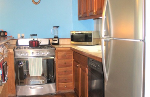 Palmetto Bay House | Relaxing Beachfront Bungalow, Best Sunsets, Pristine Reefs = Perfect Vacation