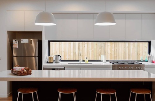 Bentleigh House | Relaxing Bentleigh Executive Family Getaway