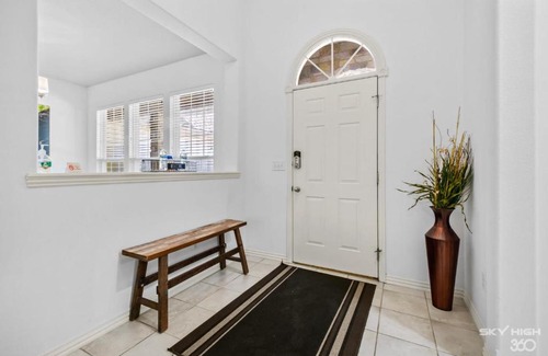Bella Vista House | Relaxing BV Home near Golfing, Hiking, & Lakes