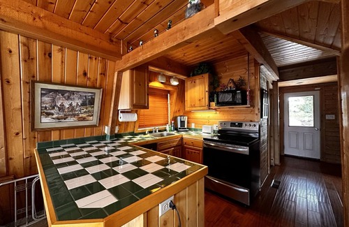 Pine Valley Cabin | Relaxing Cabin Retreat in Scenic Pine Valley, UT