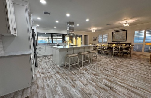 Island Estate House | RELAXING CAGED POOL WATERFRONT PRIVATE 1 STORY 4/3 DOCK LRG MASTER - RENOVATED