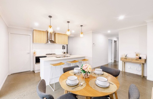 Portarlington House | Relaxing Coastal Charm Retreatn