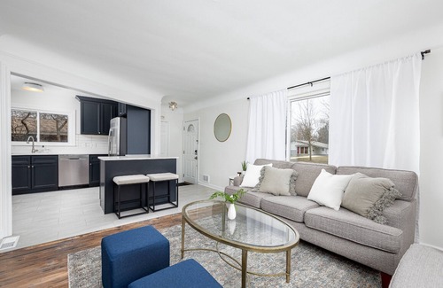 Plymouth House | Relaxing Downtown Plymouth Bungalow, centrally-located for up to 6 guests