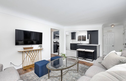 Plymouth House | Relaxing Downtown Plymouth Bungalow, centrally-located for up to 6 guests