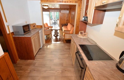Krasna Lipa Ski Chalet | Relaxing Forest Escape with BBQ
