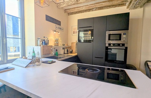 Saint-Cyran-du-Jambot Cottage | Relaxing stay in Berry near Zoo de Beauval