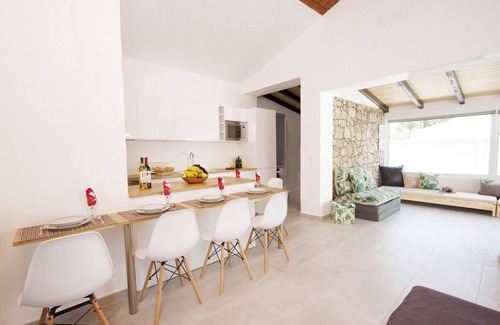 Areias de Sao Joao Villa | Relaxing holidays w/heatable pool